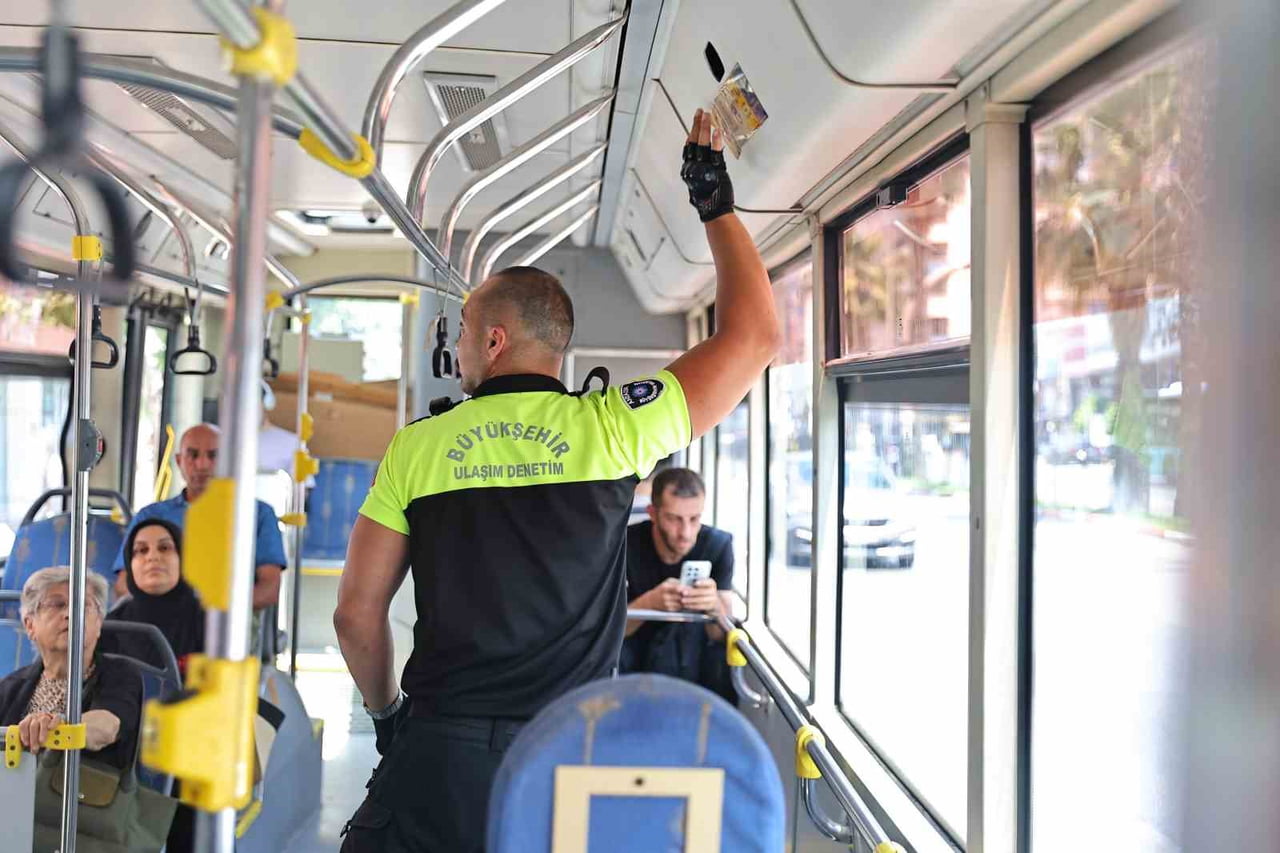 ANTALYA BÜYÜKŞEHİR BELEDİYESİ, YAZ AYLARINDA VATANDAŞLARIN TOPLU ULAŞIMDA KONFORLU YOLCULUK...