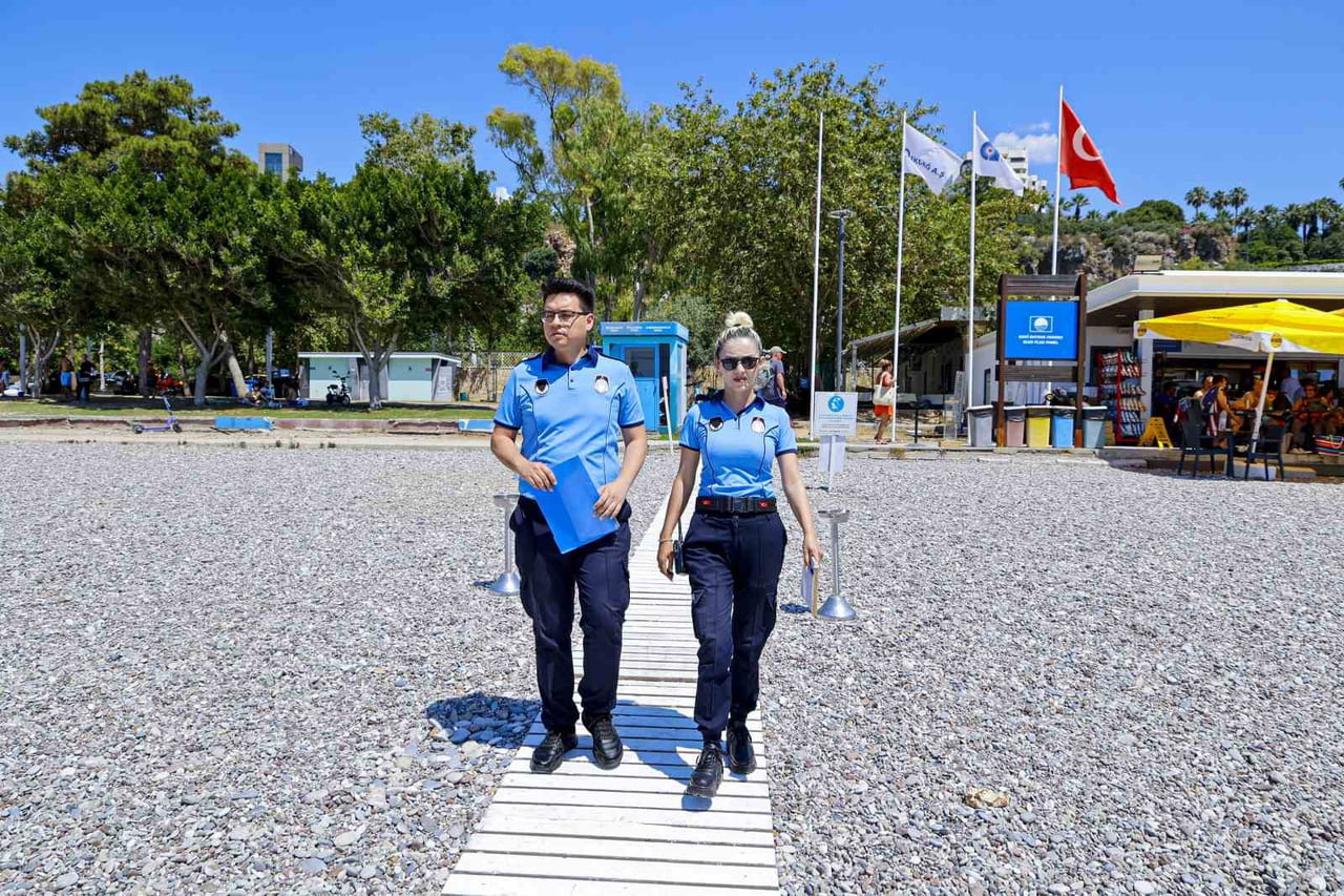 ANTALYA BÜYÜKŞEHİR BELEDİYESİ, YAZ SEZONUNDA MİLYONLARCA YERLİ VE YABANCI ZİYARETÇİYİ AĞIRLAYAN...