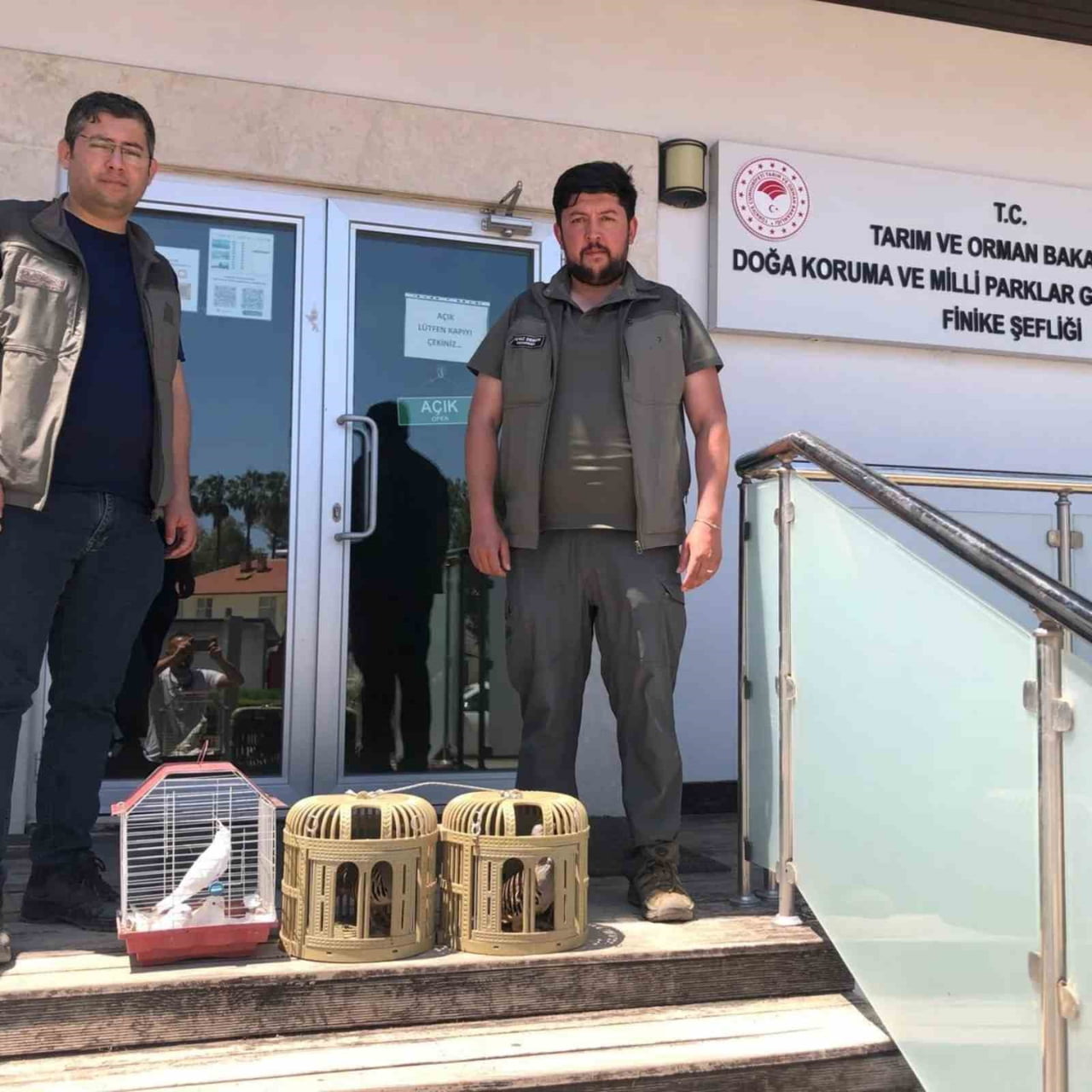 ANTALYA’DA YASA DIŞI KEKLİK BULUNDURMA VE TİCARETİNE İLİŞKİN SOSYAL MEDYA ŞİKAYETİ ÜZERİNE YAPILAN...