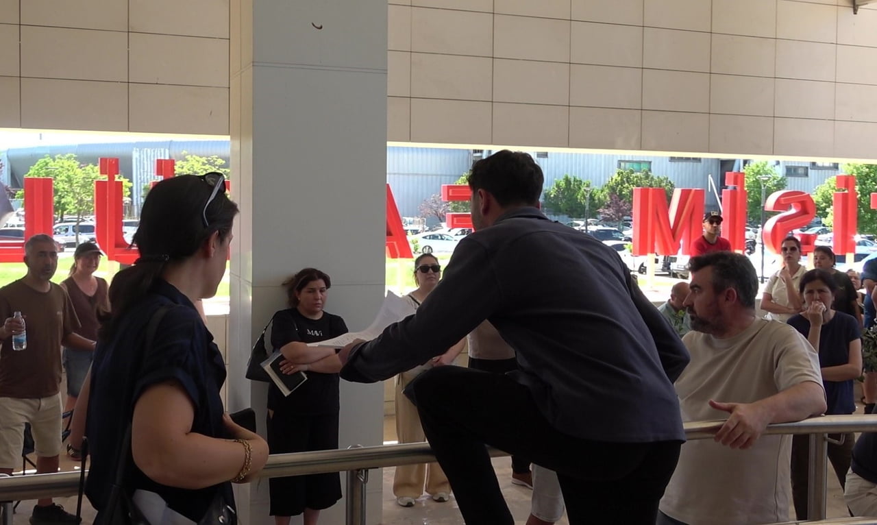 ANTALYA’DA YÜKSEKÖĞRETİM KURUMLARI SINAVI’NIN (YKS) İKİNCİ OTURUMU OLAN ALAN YETERLİLİK TESTİ...
