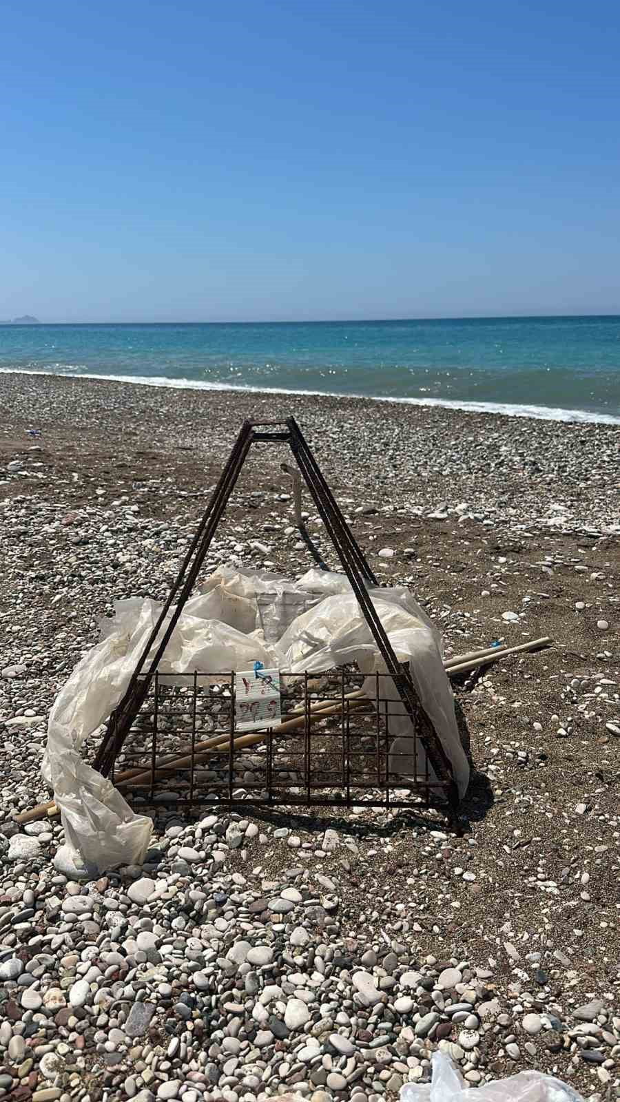 ANTALYA’NIN KUMLUCA İLÇESİ MAVİKENT MAHALLESİ SAHİLİNDE CARETTA CARETTA YUVALARINDA MANGAL ATEŞİ...