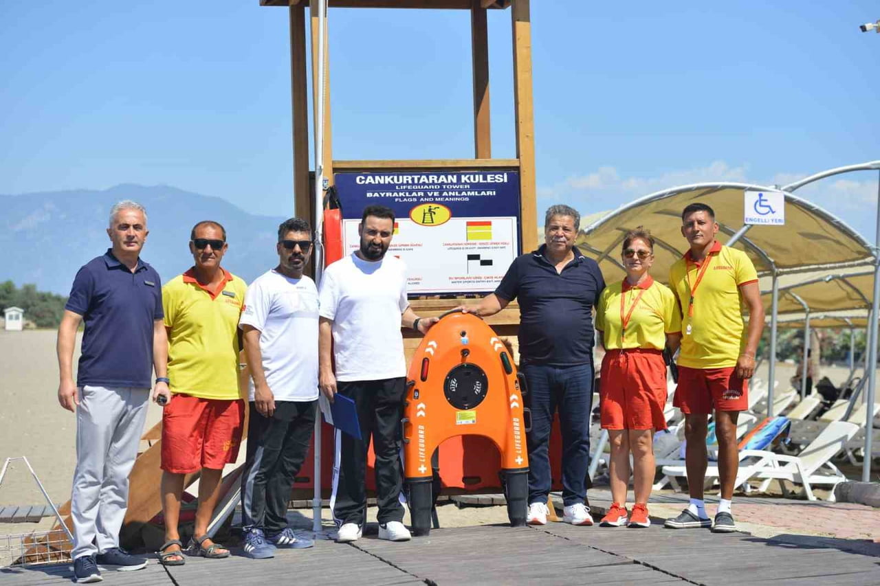 ANTALYA’NIN KUMLUCA İLÇESİNDE, YAZ SEZONUYLA BİRLİKTE ARTAN DENİZ KULLANIMI NEDENİYLE YÜZME...