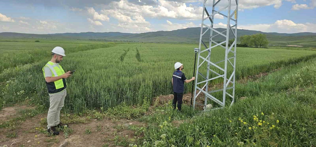 ARAS ELEKTRİK, DİJİTALLEŞME VİZYONU DOĞRULTUSUNDA YATIRIM, SAHA VE ALTYAPI YÖNETİM SÜREÇLERİNİ...