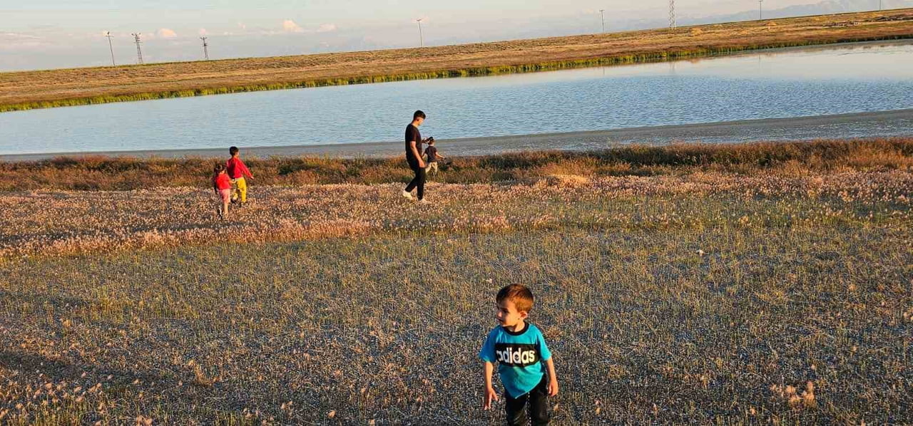 ARİN GÖLÜ ÇEVRESİNDEKİ BAĞIMSIZ GÖLETLER, SON AYLARDA ETKİLİ OLAN YAĞIŞLARIN ARDINDAN YENİDEN...