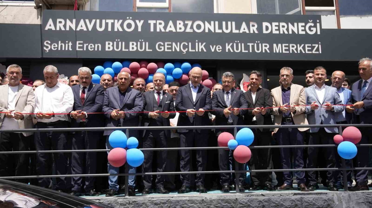 ARNAVUTKÖY TRABZONLULAR DERNEĞİ TARAFINDAN İLÇEYE KAZANDIRILAN ŞEHİT EREN BÜLBÜL GENÇLİK VE KÜLTÜR...