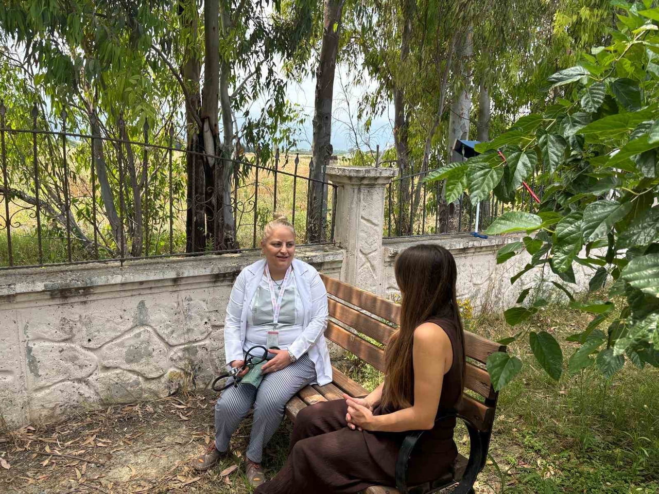 ARSUZ’DA YÜKSEK RİSKLİ GEBELERE YÖNELİK EV ZİYARETLERİ KAPSAMINDA EBE EKİPLERİ ANNE ADAYLARININ...