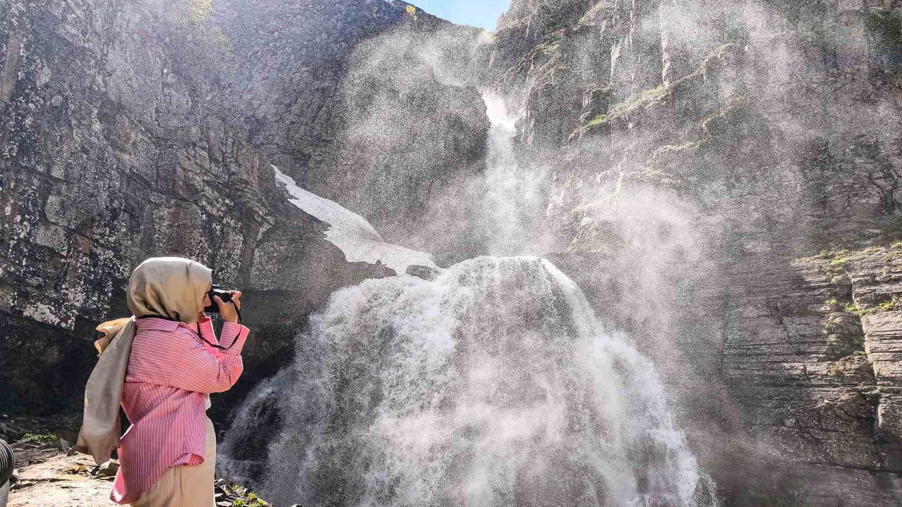 ARTVİN'DE KIŞ MEVSİMİNDE ETKİLİ OLAN KAR YAĞIŞLARI VE İLKBAHARDA DEVAM EDEN YAĞMURLAR, KENT...
