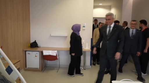 ASELSAN imzalı Lifeline HLM Kalp Akciğer Makinesi, ilk açık kalp ameliyatını başarıyla...
