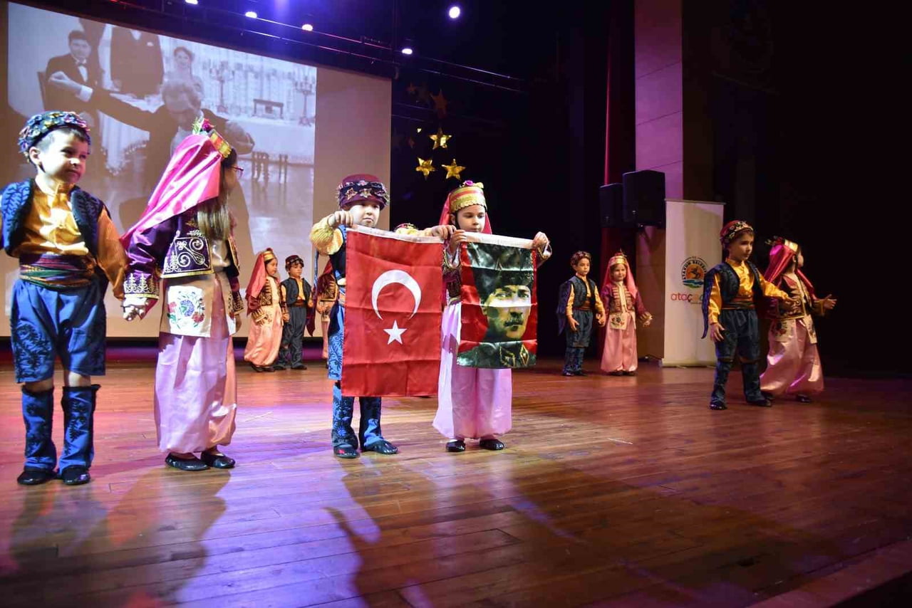 ATAKUM BELEDİYESİ ATAÇOCUK ÇOCUK GELİŞİM MERKEZİ’NDE EĞİTİMLERİNİ TAMAMLAYAN ÇOCUKLAR MEZUNİYET...