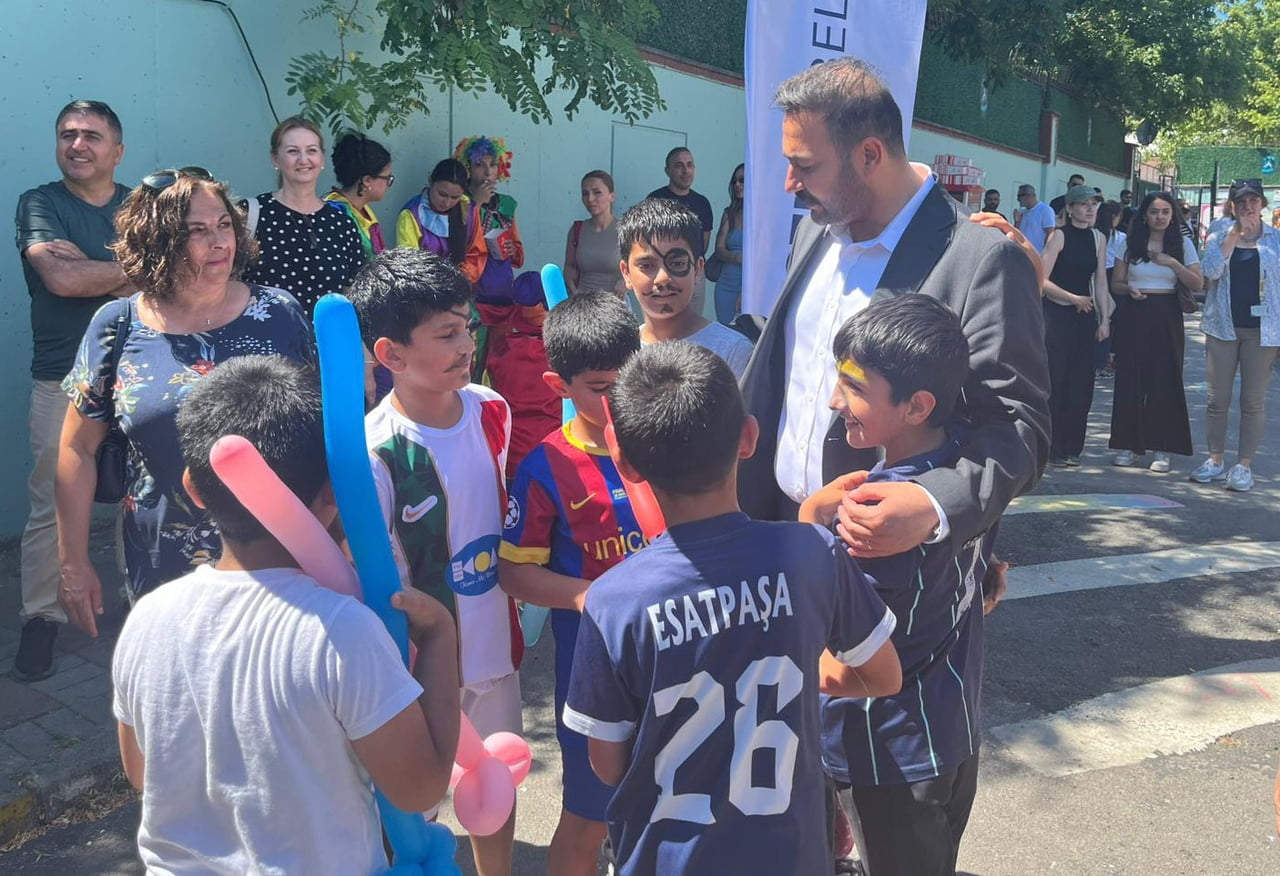 ATAŞEHİR BELEDİYE BAŞKAN VEKİLİ MURAT GÜNEŞ ÇOCUKLARLA BİR ARAYA GELDİ