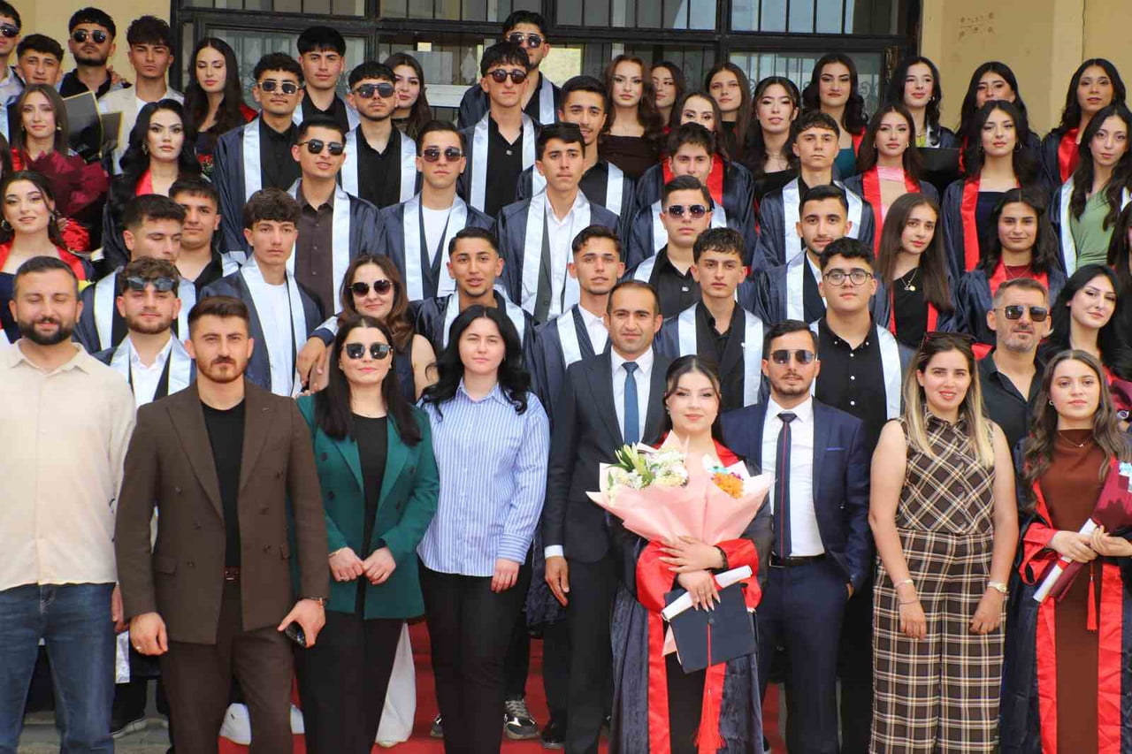 ATATÜRK ANADOLU LİSESİ’NDE 2025-2026 EĞİTİM ÖĞRETİM YILI 12. SINIF ÖĞRENCİLERİ İÇİN MEZUNİYET...