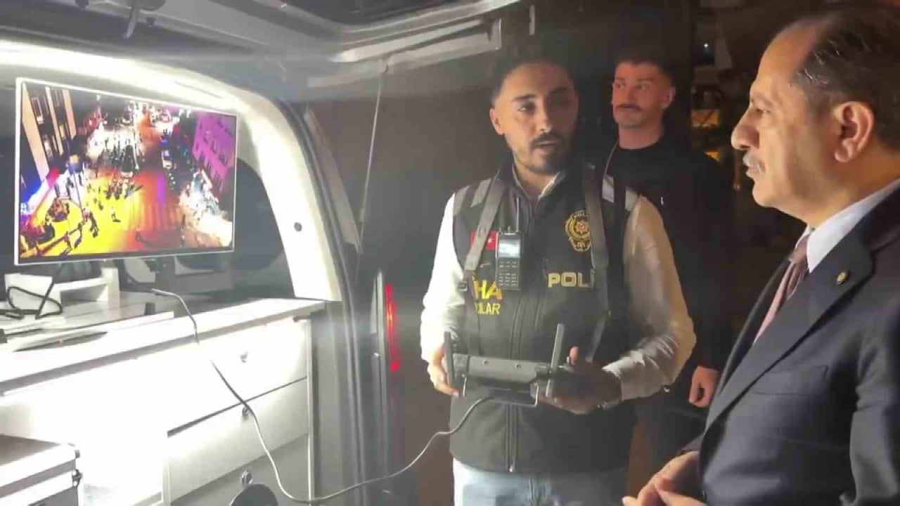 AVCILAR’DA İSTANBUL EMNİYET MÜDÜRÜ YILDIZ’IN DA KATILDIĞI HUZUR UYGULAMASI...