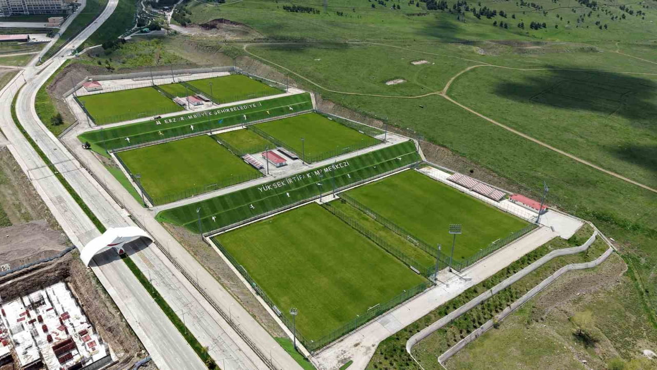 AVRUPA’NIN GÖZBEBEĞİ ERZURUM PALANDÖKEN YÜKSEK İRTİFA KAMP MERKEZİ, 2026-2027 FUTBOL SEZONUNA...
