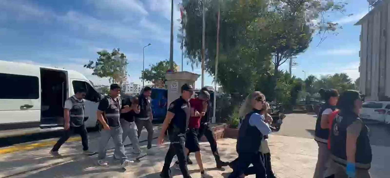 AYDIN'IN DİDİM İLÇESİNDE, YABANCI VE TÜRK UYRUKLU KADINLARI FUHŞA ZORLAYAN BİR ŞEBEKEYE YÖNELİK...