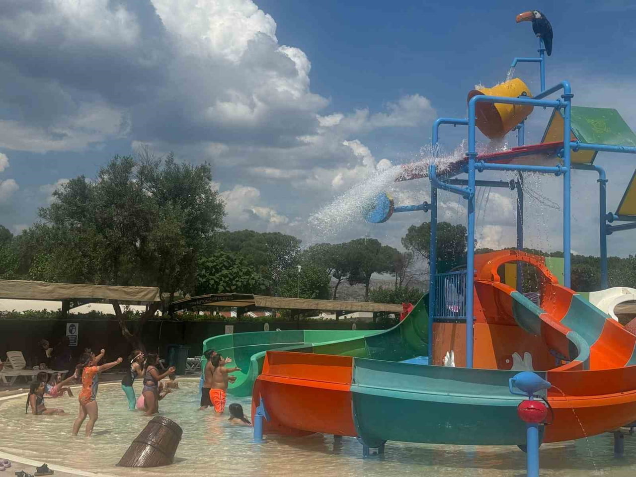 AYDIN'IN EFELER İLÇESİNDEKİ TEKSTİL PARK ALANI İÇERİSİNDE BULUNAN AQUAPARK, YAZ SEZONUNUN...