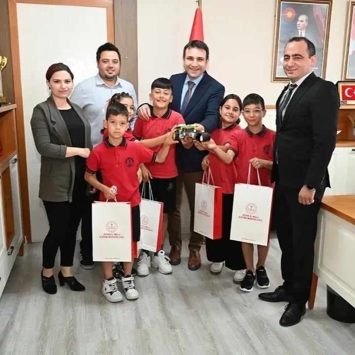 AYDIN'IN KOÇARLI İLÇESİNDE İLKOKUL ÖĞRENCİLERİ TARAFINDAN TASARLANAN VE İL BİRİNCİSİ OLARAK...