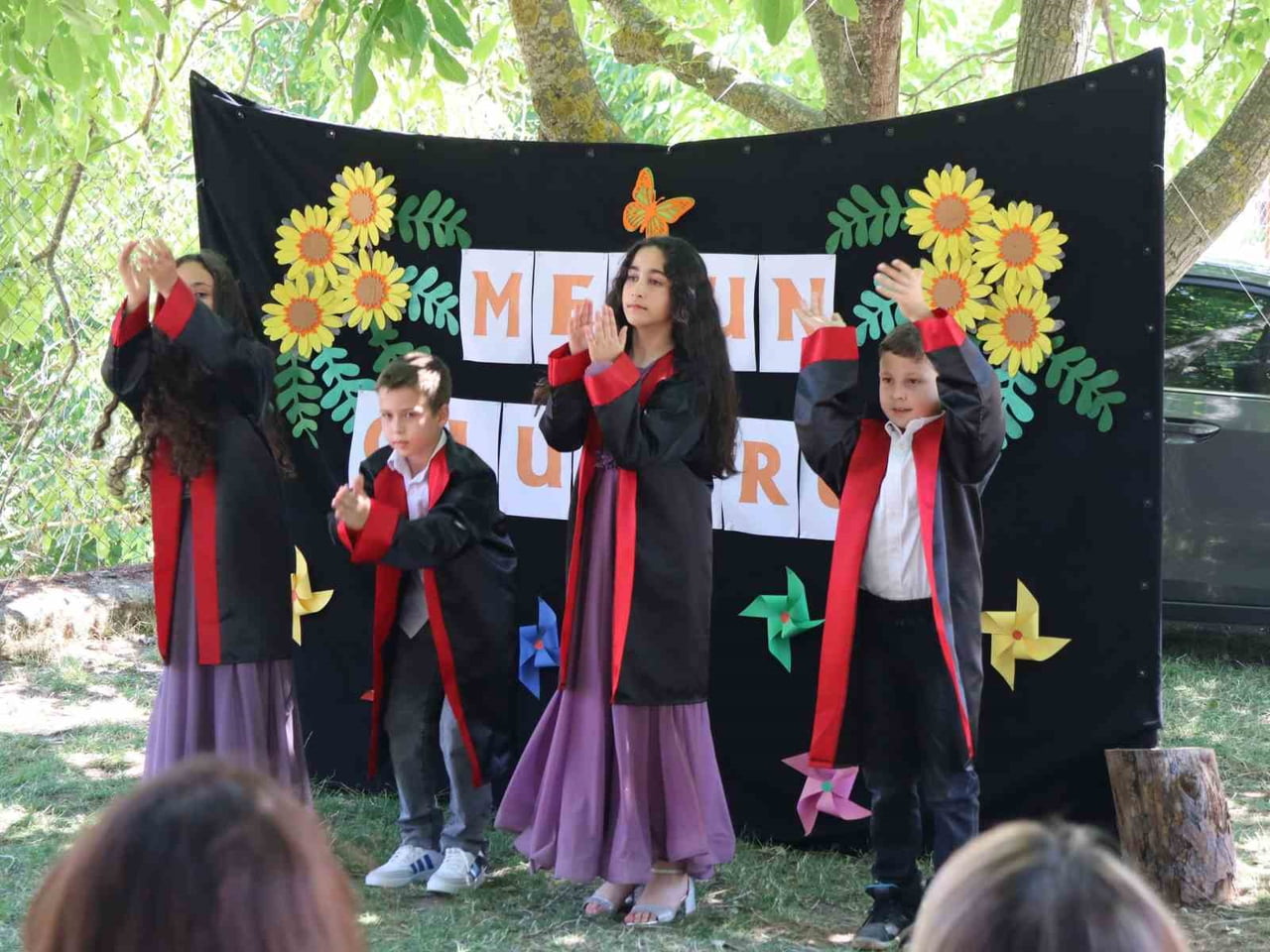AYDIN'IN KOÇARLI İLÇESİNDEKİ TEK ÖĞRETMENLİ AKMESCİT İLKOKULU’NDA EĞİTİM HAYATLARININ İLK...