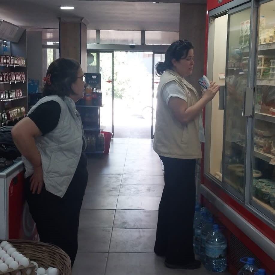 AYDIN'IN SÖKE İLÇESİNDE SAHA ÇALIŞMALARINI SÜRDÜREN İLÇE TARIM EKİPLERİ GIDA İŞLETMELERİNE YÖNELİK...