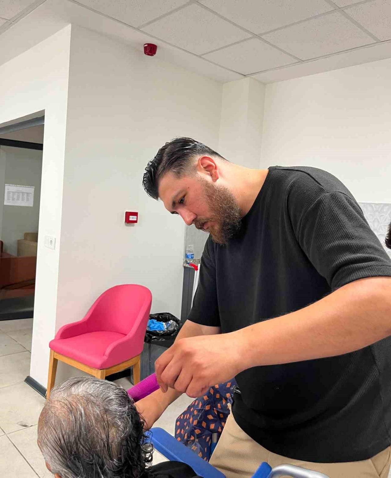 AYDIN BERBERLER KUAFÖRLER VE GÜZELLİK SALONLARI ODASI ÜYELERİ, AYDIN HUZUREVİ YAŞLI BAKIM VE...