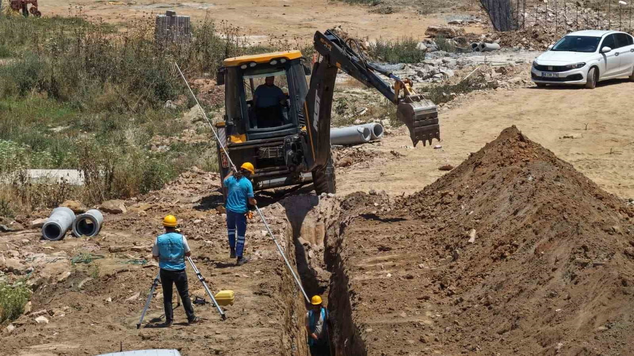 AYDIN BÜYÜKŞEHİR BELEDİYE BAŞKANI ÖZLEM ÇERÇİOĞLU’NUN ÖNCÜLÜĞÜNDE KENT GENELİNDE SÜRDÜRÜLEN...