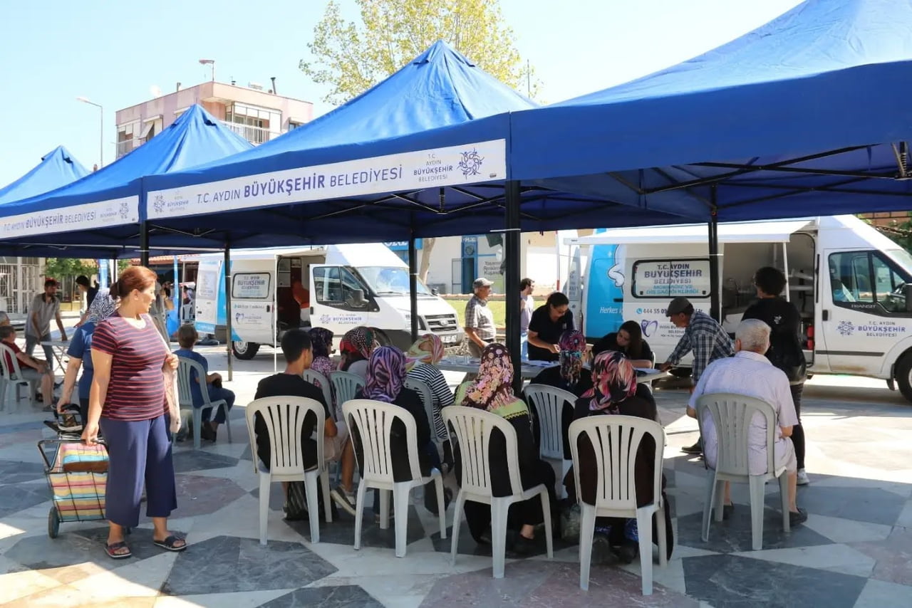 AYDIN BÜYÜKŞEHİR BELEDİYESİ TARAFINDAN HAYATA GEÇİRİLEN MOBİL AĞIZ VE DİŞ SAĞLIĞI KLİNİĞİ İLE...