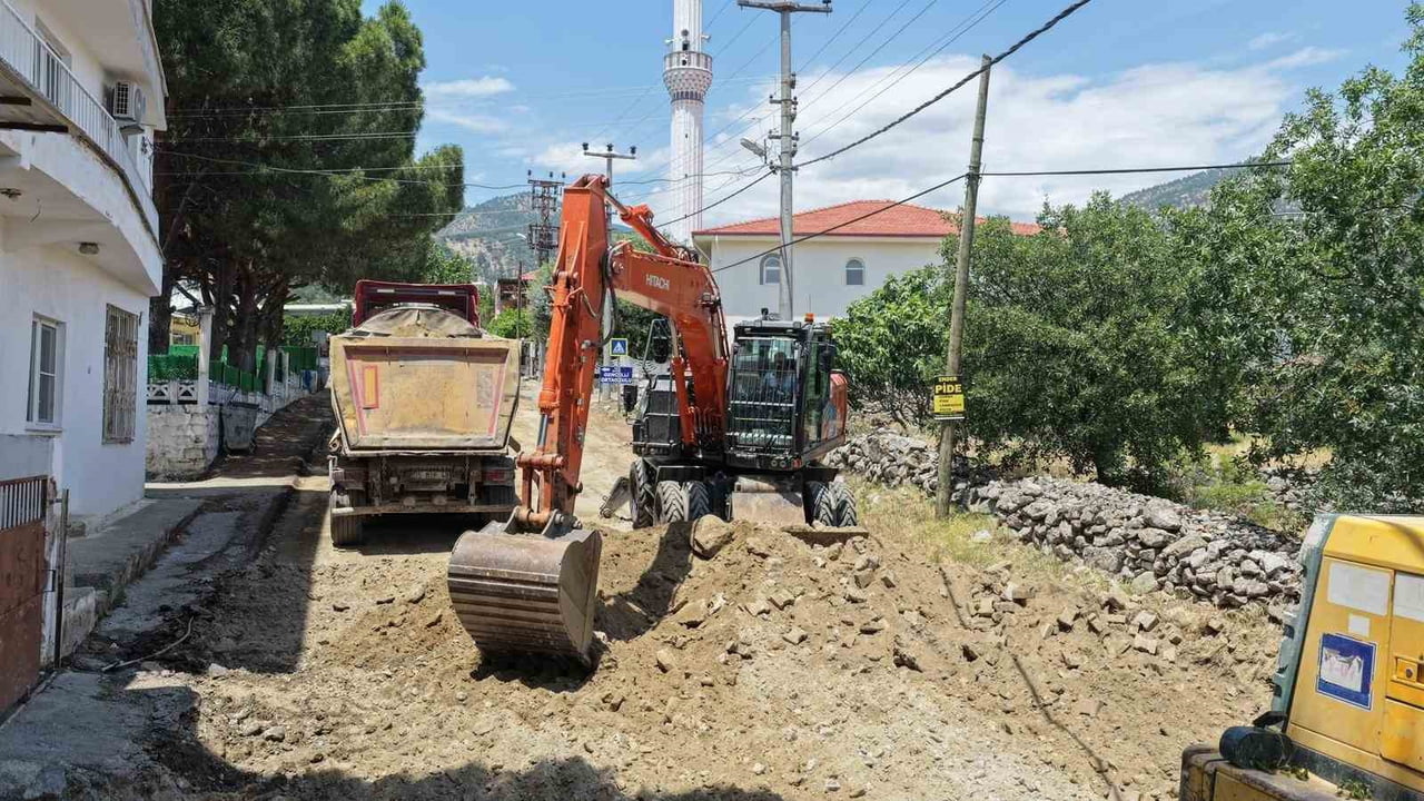 AYDIN BÜYÜKŞEHİR BELEDİYESİ TARAFINDAN KUYUCAK İLÇESİNDE GENCELLİ İLE GENCELLİDERE MAHALLELERİ...