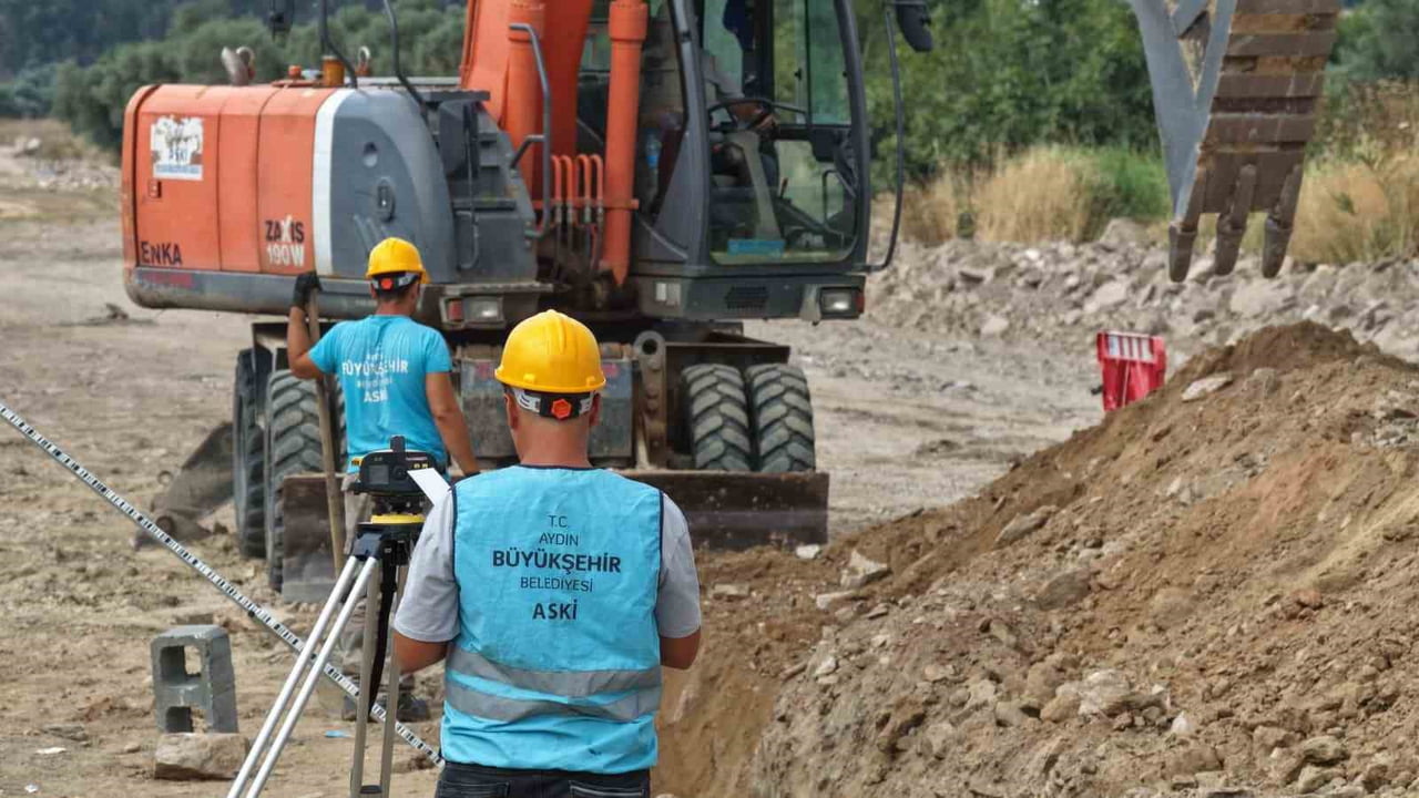 AYDIN BÜYÜKŞEHİR BELEDİYESİ VE ASKİ, EFELER İLÇESİ KIZILÇAY BULVARI'NDA 11,5 MİLYON LİRA YATIRIMLA...