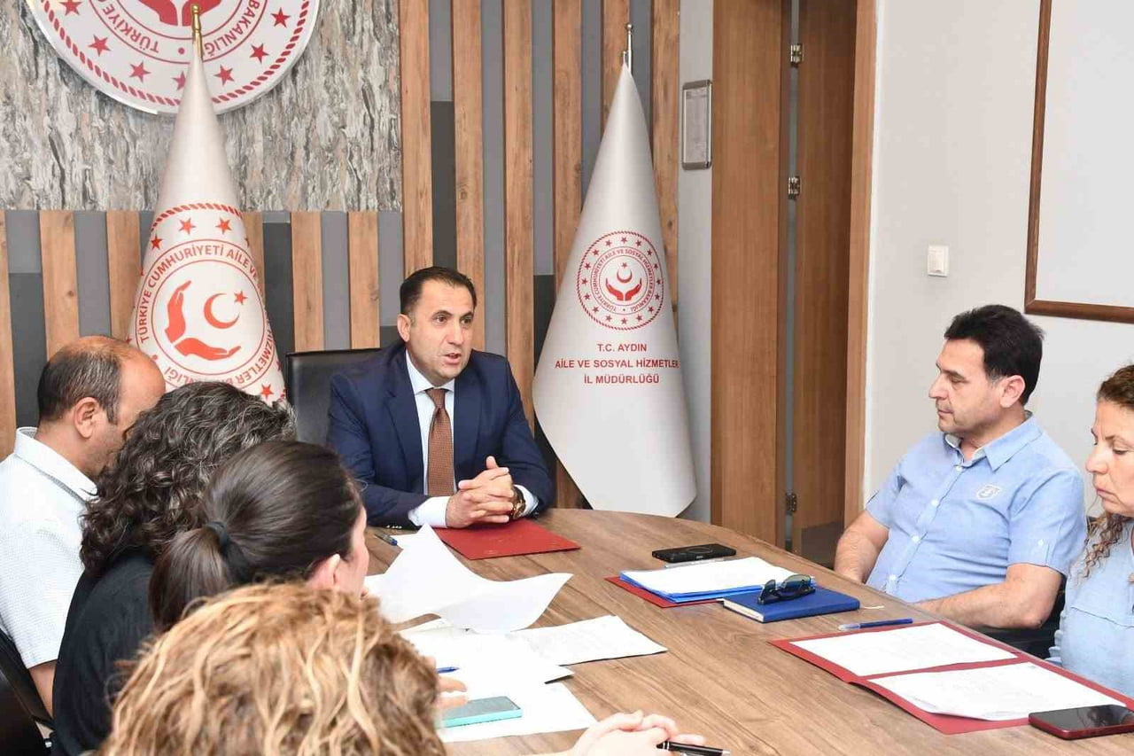 AYDIN’DA ENGELLİ VE YAŞLI BAKIM HİZMETLERİ DEĞERLENDİRİLDİ