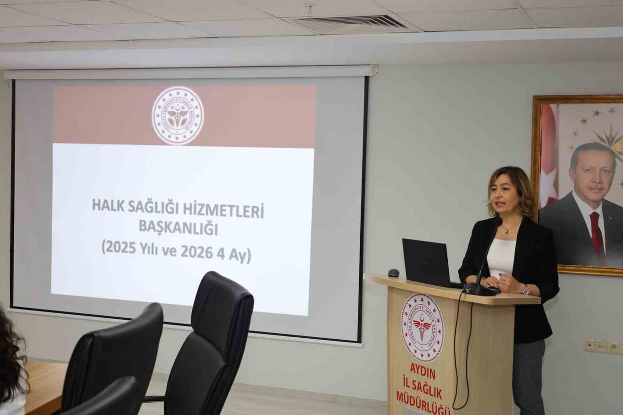 AYDIN’DA HALK SAĞLIĞI HİZMETLERİ BAŞKANLIĞI KAPSAMINDA YÜRÜTÜLEN ÇALIŞMALARIN DEĞERLENDİRİLDİĞİ...