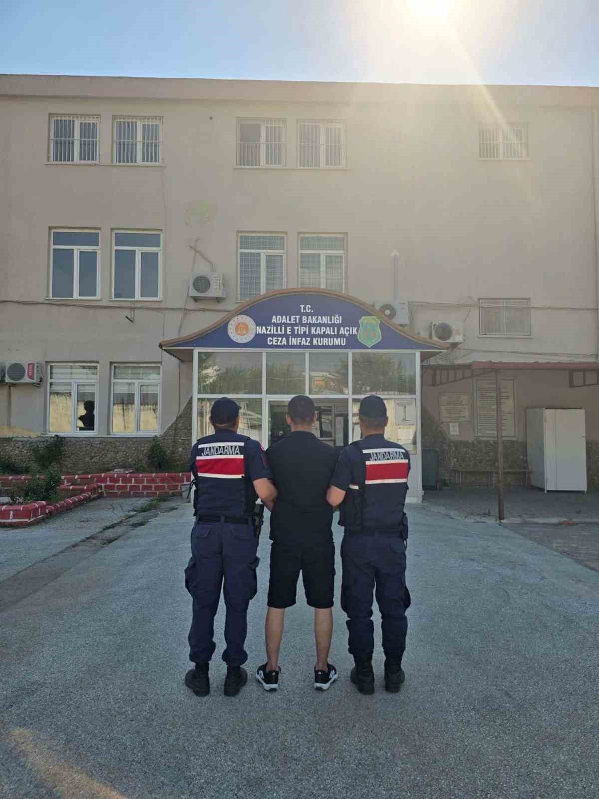 AYDIN’IN NAZİLLİ İLÇESİNDE JANDARMA EKİPLERİNİN ÇALIŞMASI SONUCU, UYUŞTURUCU SUÇUNDAN HAKKINDA...