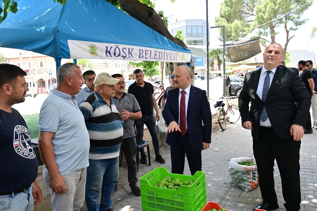 AYDIN VALİSİ DR. OSMAN VAROL, KÖŞK İLÇESİNDE ÜRETİM, YATIRIM VE SOSYAL PROJELERİ İNCELERKEN...