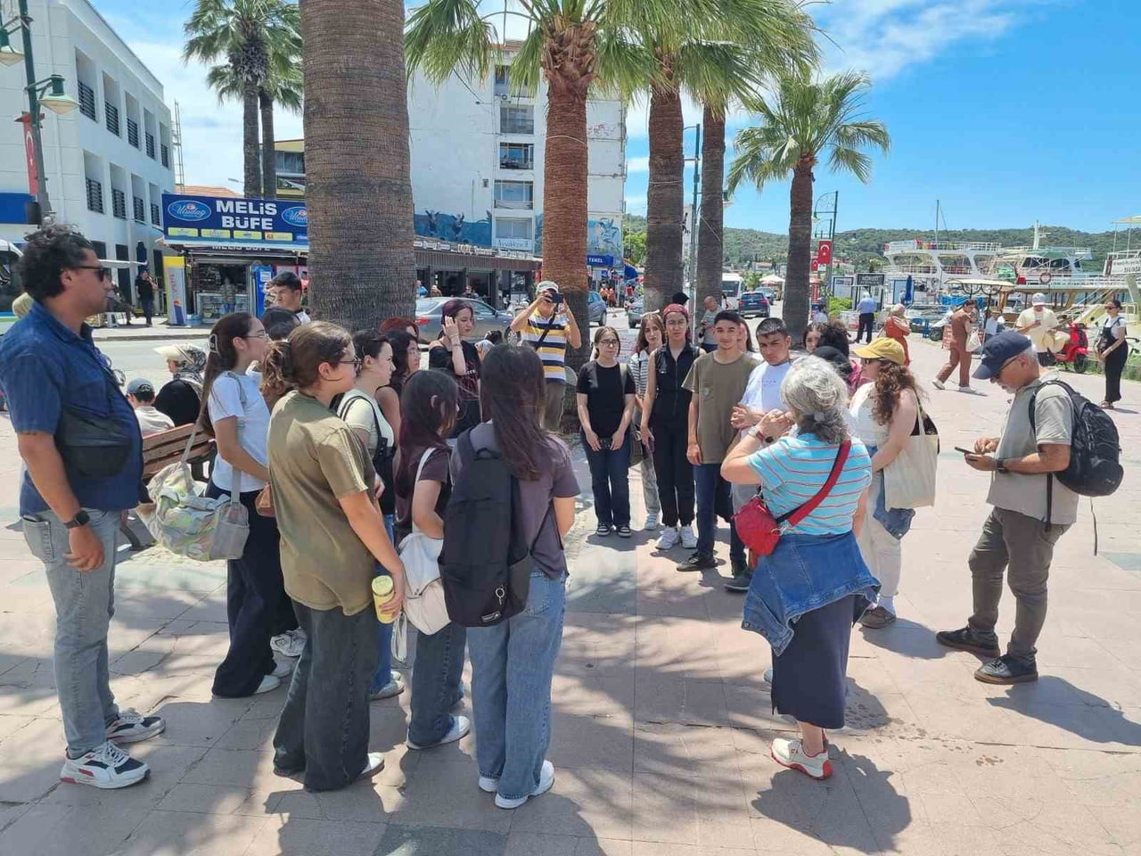 AYVALIK’IN ENDÜSTRİYEL MİRASI ÖĞRENCİLERİN ESKİZLERİYLE YENİDEN KEŞFEDİLDİ