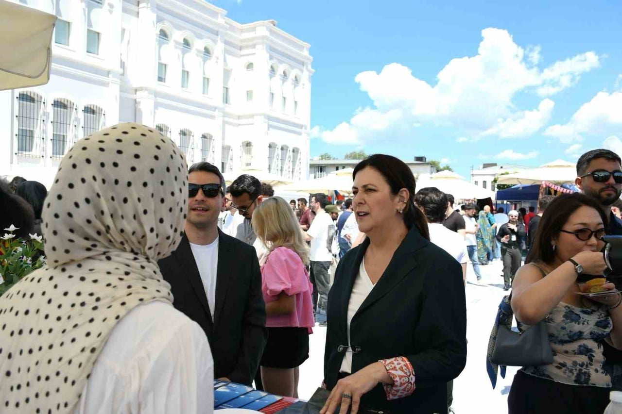 BAHÇEŞEHİR ÜNİVERSİTESİ'NDE (BAU) GELENEKSEL HALE GELEN INTERNATİONAL DAY (ULUSLARARASI GÜN)...
