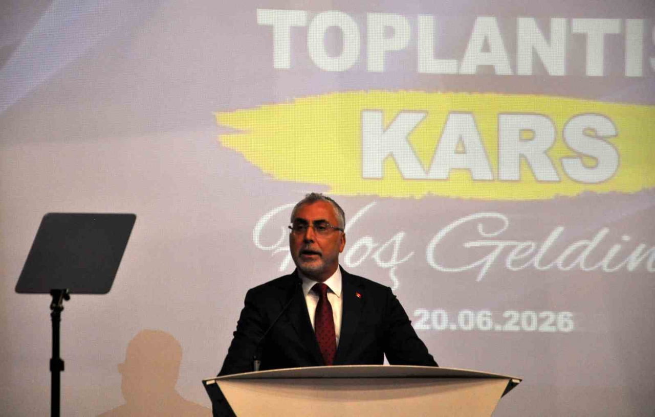 BAKAN IŞIKHAN, AK PARTİ KARS GENİŞLETİLMİŞ İL DANIŞMA MECLİSİ TOPLANTISI'NDA KONUŞTU