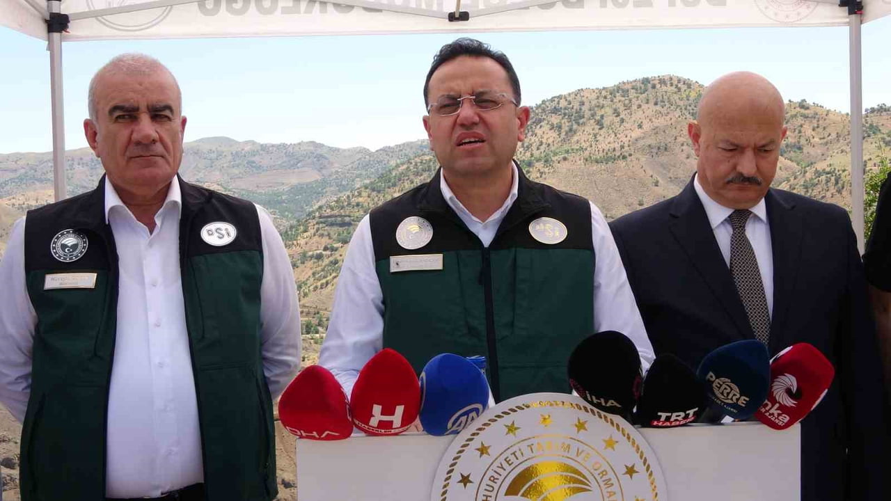 BAKAN YARDIMCISI GİZLİGİDER, AÇIKLAMALARDA BULUNDU