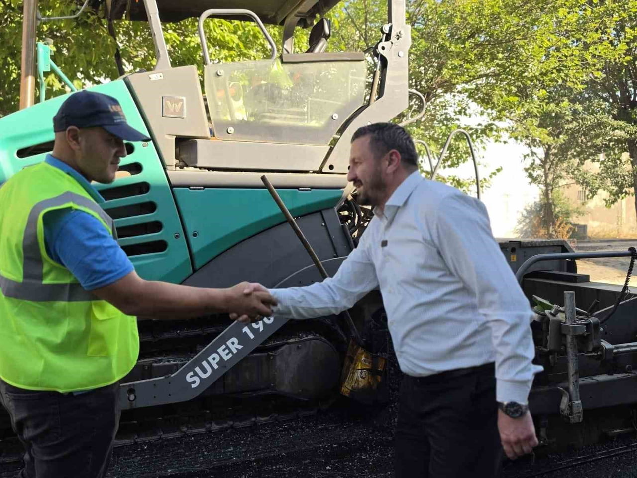 BALIKESİR'DE KÜÇÜK SANAYİ SİTESİNİN SORUNLARI ÇÖZÜLDÜ