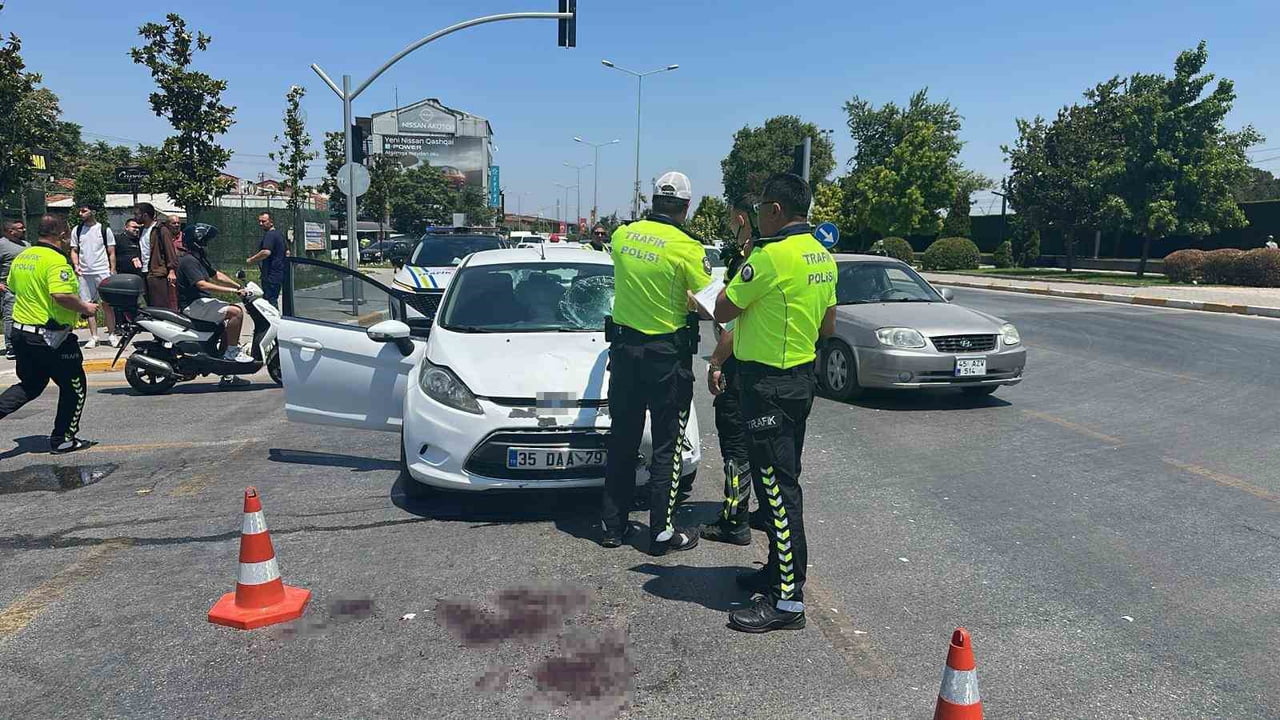 BALIKESİR'DE OTOMOBİLİN YAN YOLDAN ÇIKAN MOTOSİKLETE ÇARPMASI SONUCU MOTOSİKLET SÜRÜCÜSÜ...