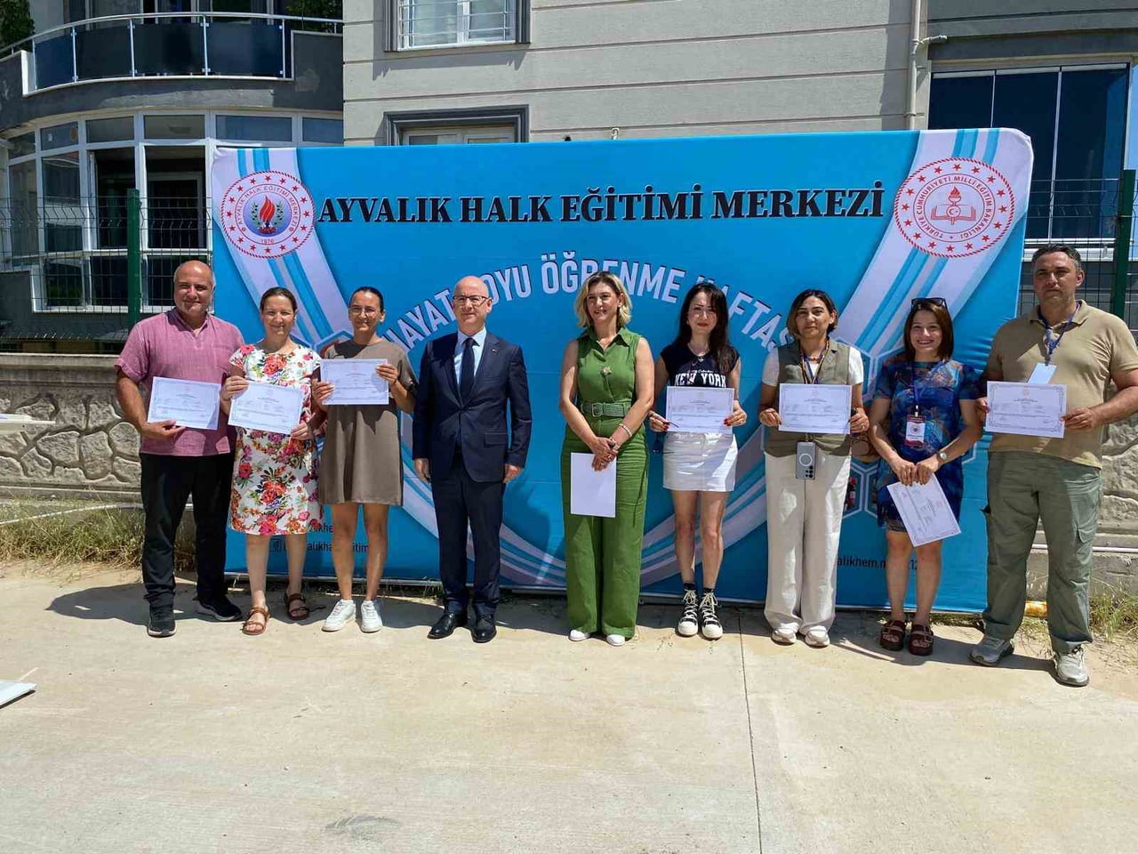 BALIKESİR'İN AYVALIK İLÇESİNDE, AYVALIK HALK EĞİTİMİ MERKEZİ TARAFINDAN "HAYAT BOYU ÖĞRENME...