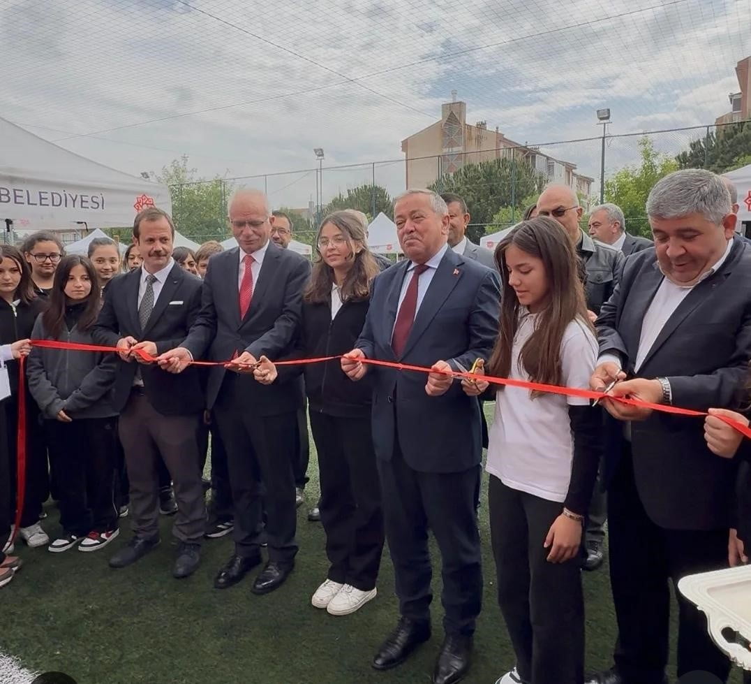 BALIKESİR'İN KARESİ İLÇESİNDEKİ KARAHALLILAR ORTAOKULU ÖĞRENCİLERİ, TÜBİTAK 4006-A BİLİM FUARI...