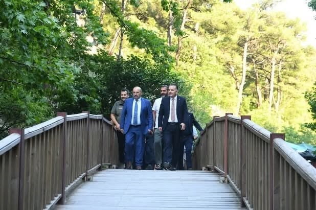 BALIKESİR VALİSİ İSMAİL USTAOĞLU, KAZDAĞI MİLLİ PARKI SINIRLARI İÇERİSİNDE YER ALAN VE BÖLGENİN EN...