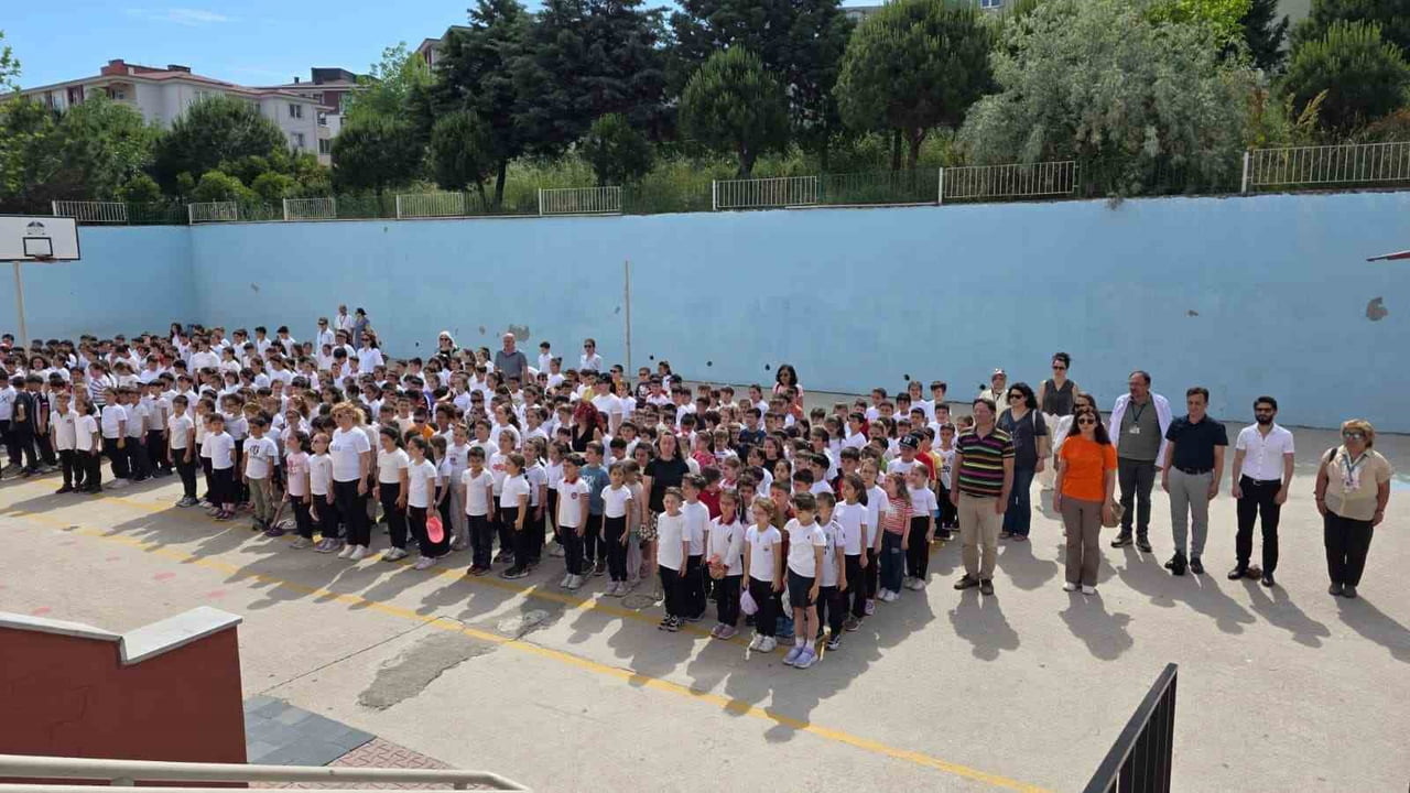 BANDIRMA’DA MİNİKLERE SAĞLIKLI YAŞAM EĞİTİMİ