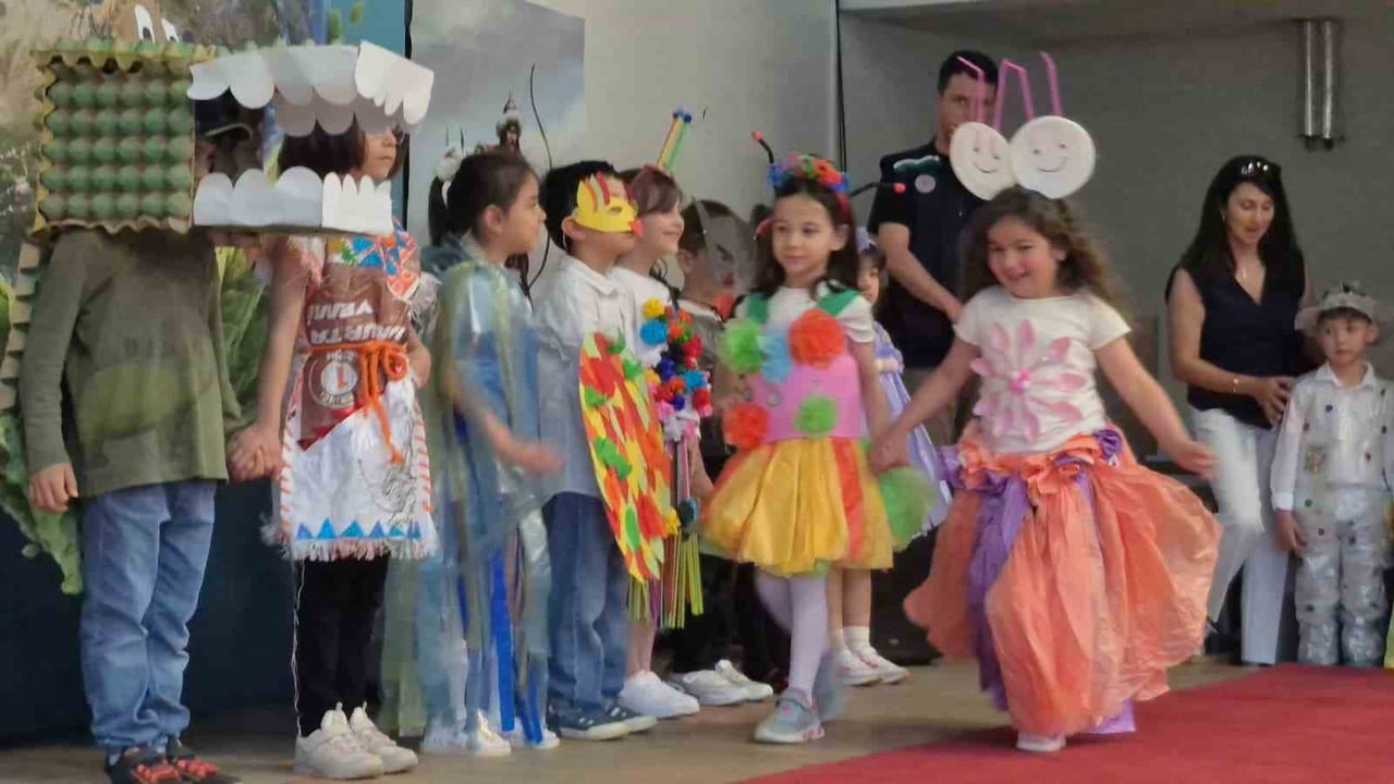 BARTIN'DA ÇEVRE HAFTASI NEDENİYLE 'DÜNYA BİZE EMANET TEMASI İLE DÜZENLENEN ETKİNLİKTE ATIK...