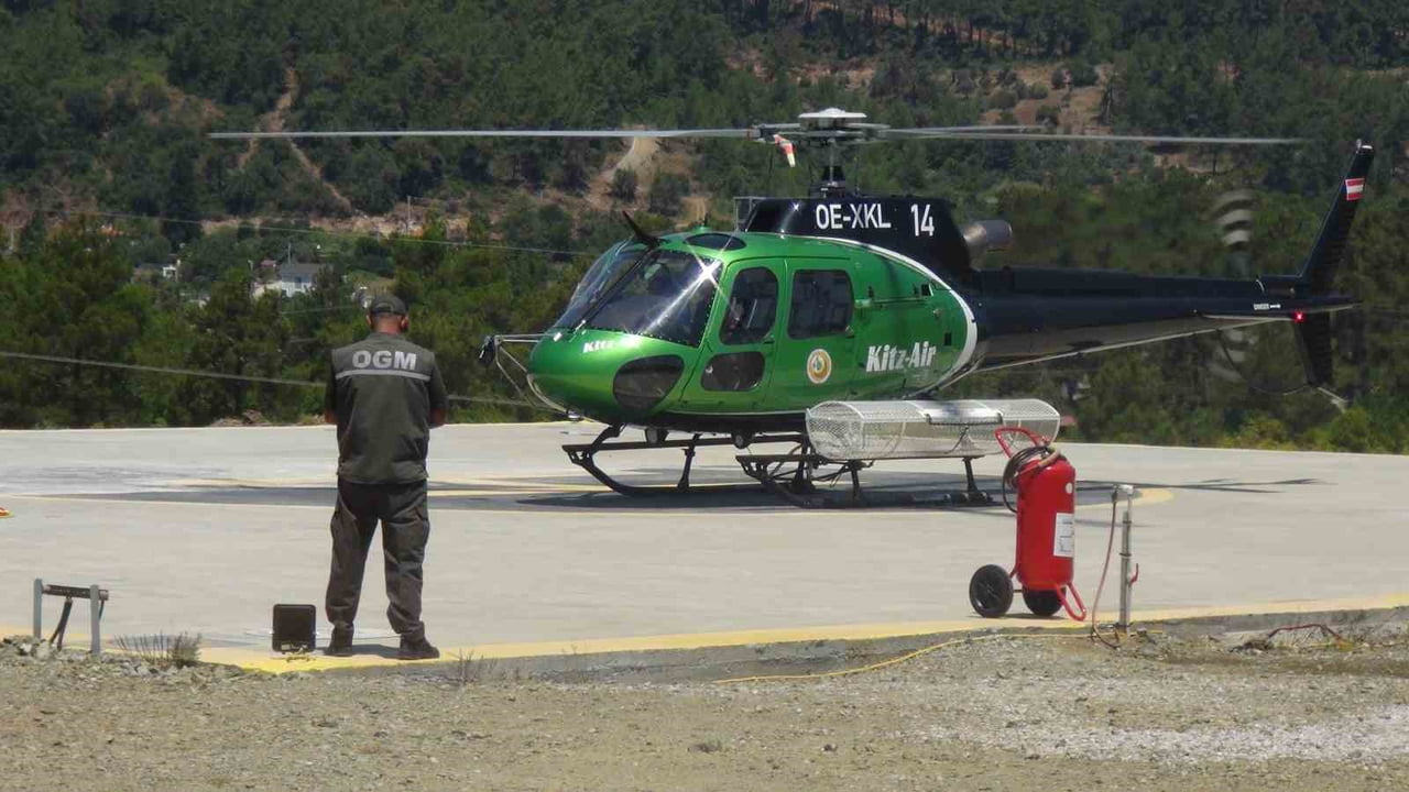 BAŞARILI SONUÇLARIN ARDINDAN BU YIL HAFİF SINIF HELİKOPTERLER YANGINLA MÜCADELEDE DAHA GENİŞ...