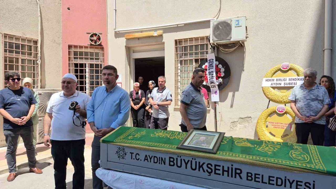 BAŞHEKİMDEN DUYGUSAL VEDA