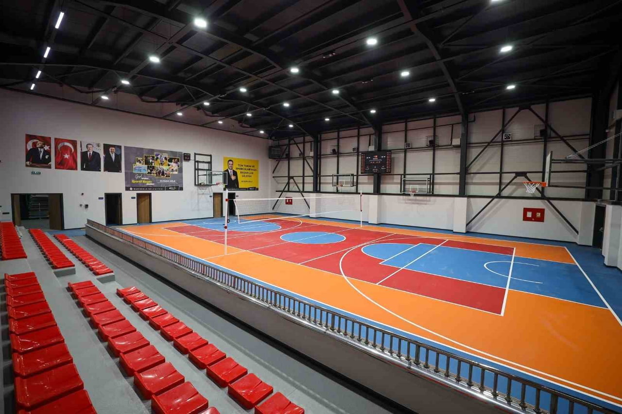 BAŞİSKELE'DE İNŞASI TAMAMLANAN GENC-İ ÂLÂ KAPALI SPOR SALONU'NDA AÇILIŞ İÇİN GERİ SAYIM BAŞLADI....
