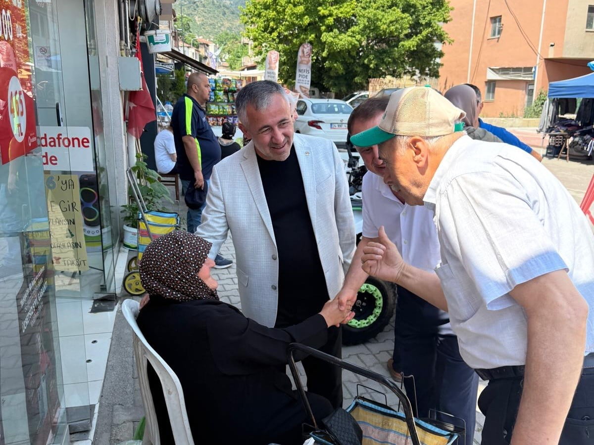 BAŞKAN YILDIRIM VATANDAŞ VE ESNAFLA BULUŞTU