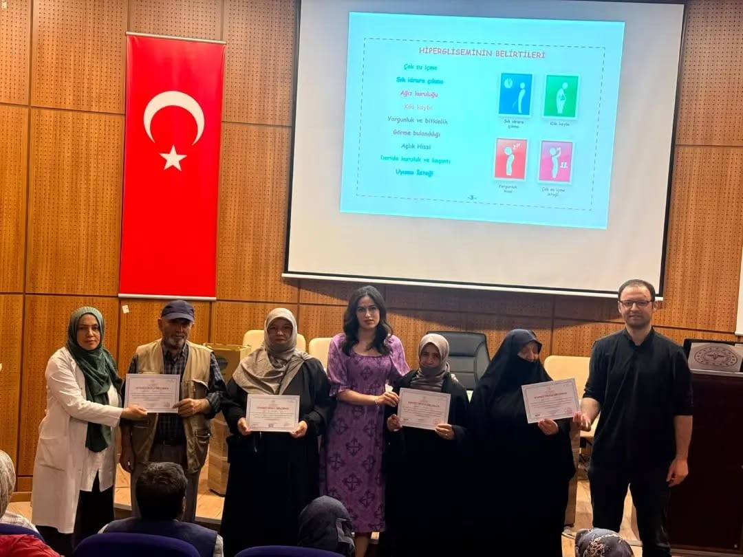 BAYBURT'TA HAZİRAN AYI DİYABET OKULU EĞİTİMLERİ TAMAMLANDI