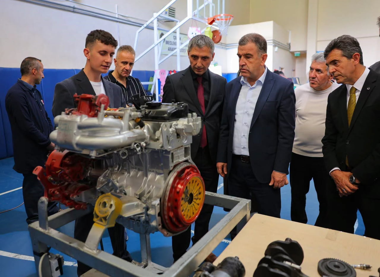 BAYBURT'TA MESLEKİ VE TEKNİK EĞİTİM FUARI DÜZENLENDİ