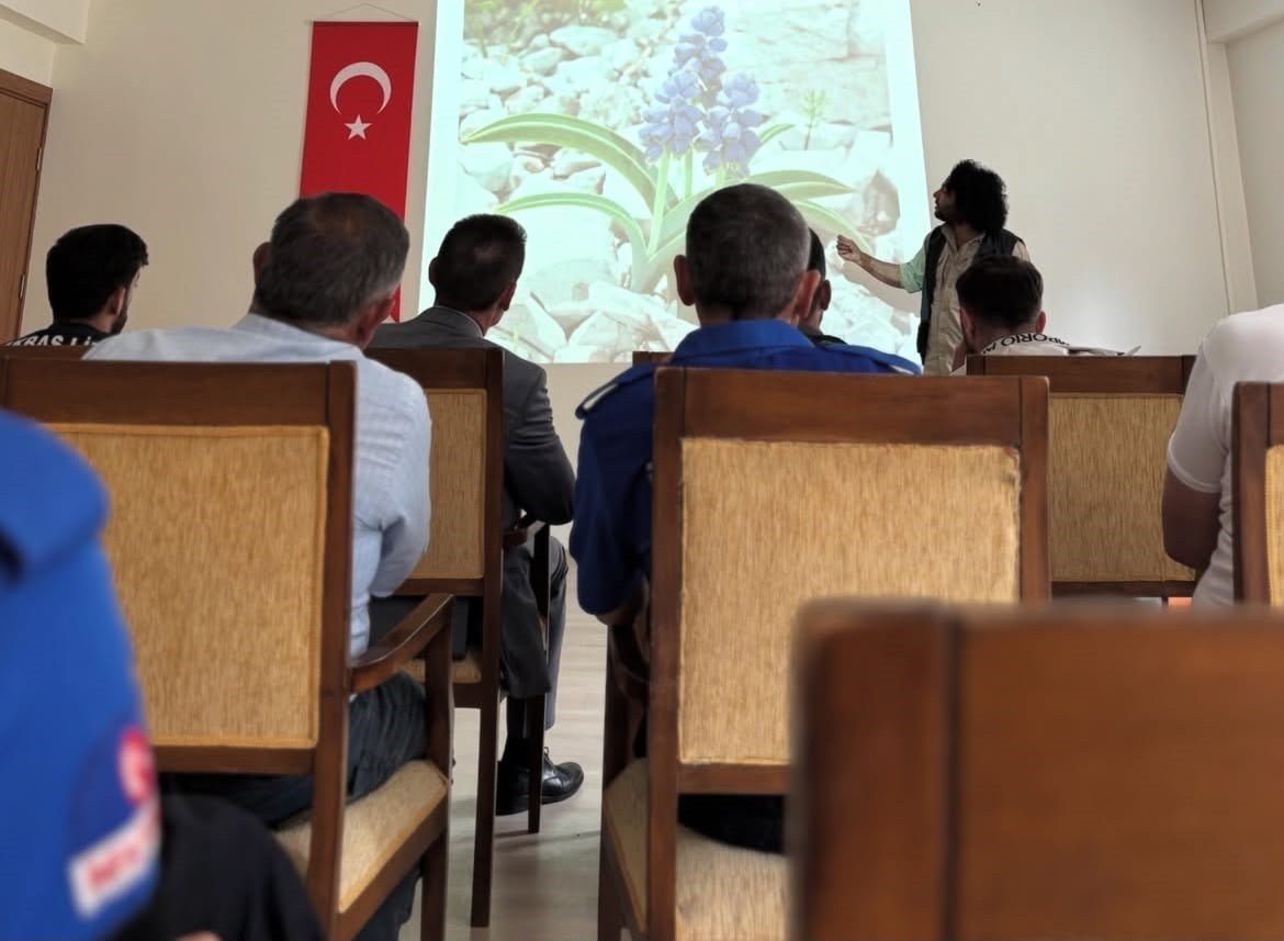 BAYBURT’TA DENETİMLİ SERBESTLİK YÜKÜMLÜLERİNE ÇEVRE SEMİNERİ
