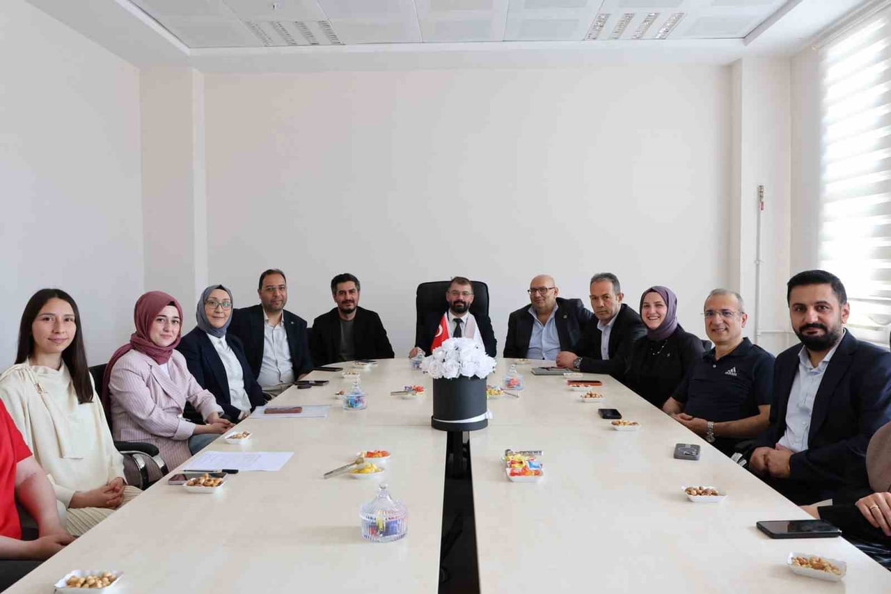 BAYBURT’TA SAĞLIK HİZMETLERİ KALİTE TOPLANTISI YAPILDI